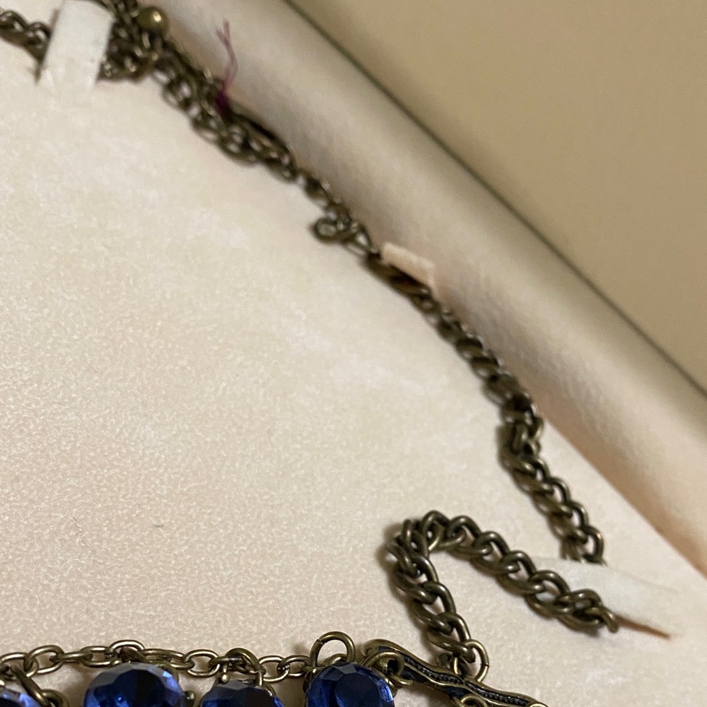 Veronese statement necklace - Picture 8 of 8